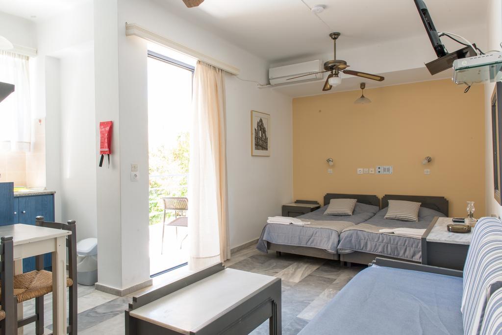 Emilia Hotel Apartments Rethymno  Bagian luar foto