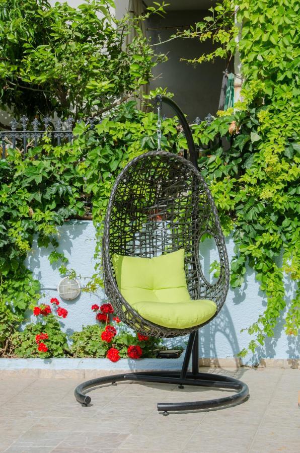 Emilia Hotel Apartments Rethymno  Bagian luar foto