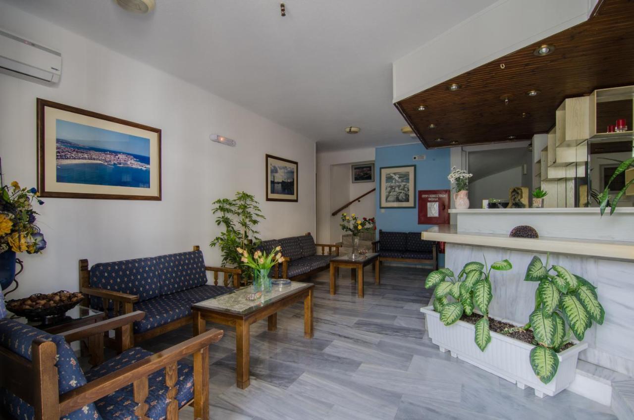 Emilia Hotel Apartments Rethymno  Bagian luar foto